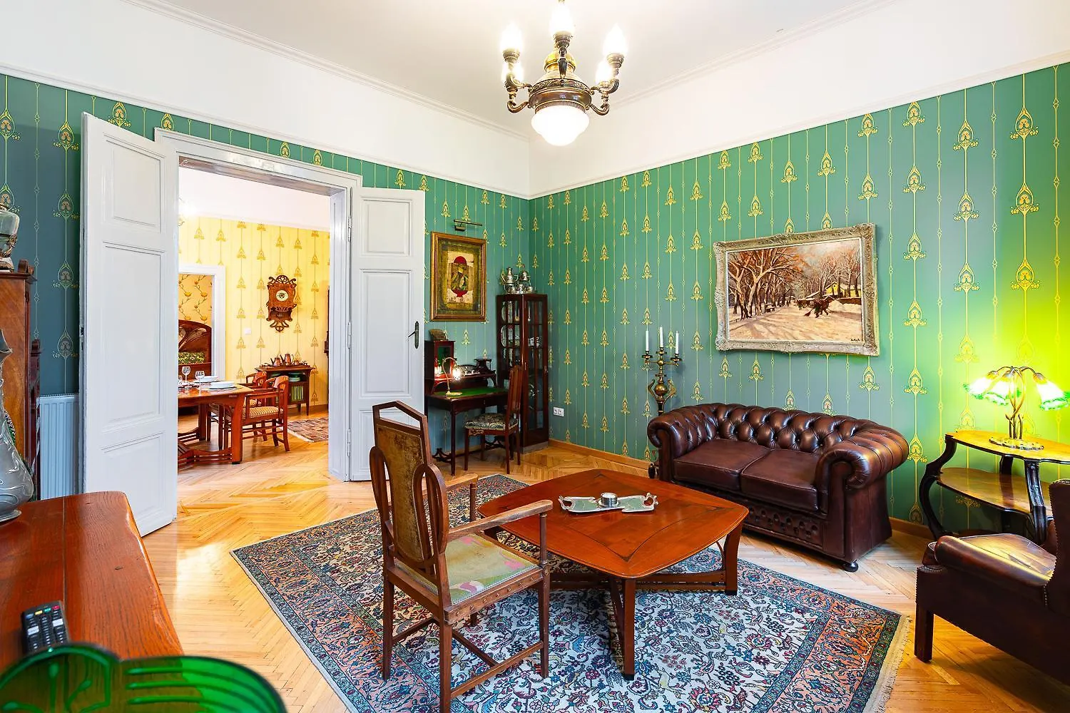 Luxury Art Nouveau Apartment Next To Parliament Building Budapest 0*,