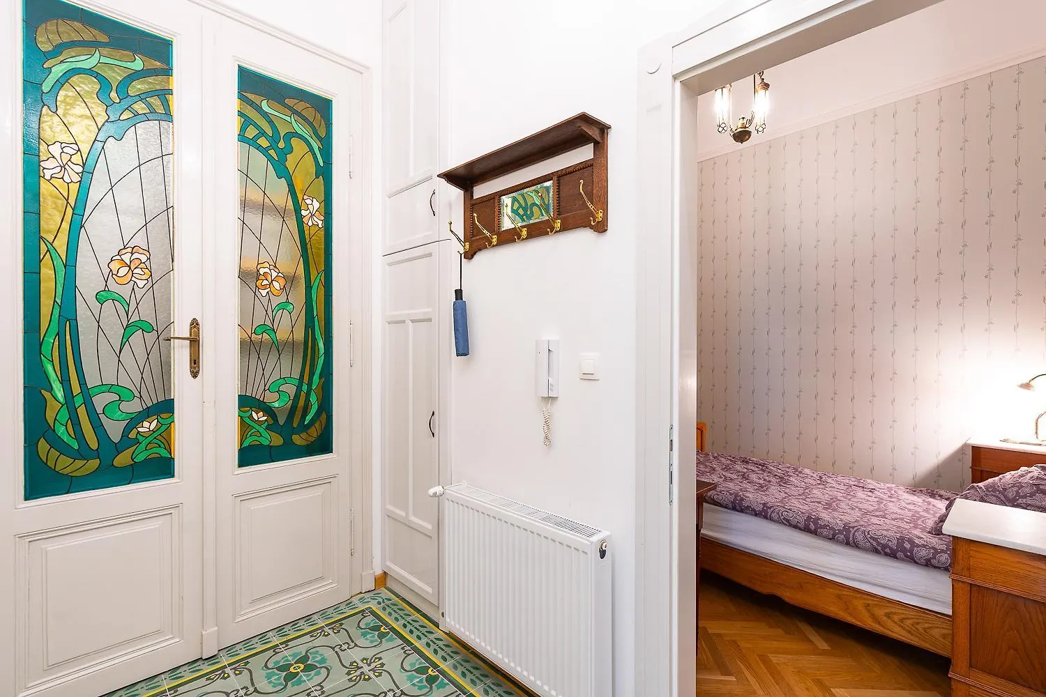 Luxury Art Nouveau Apartment Next To Parliament Building ブダペスト